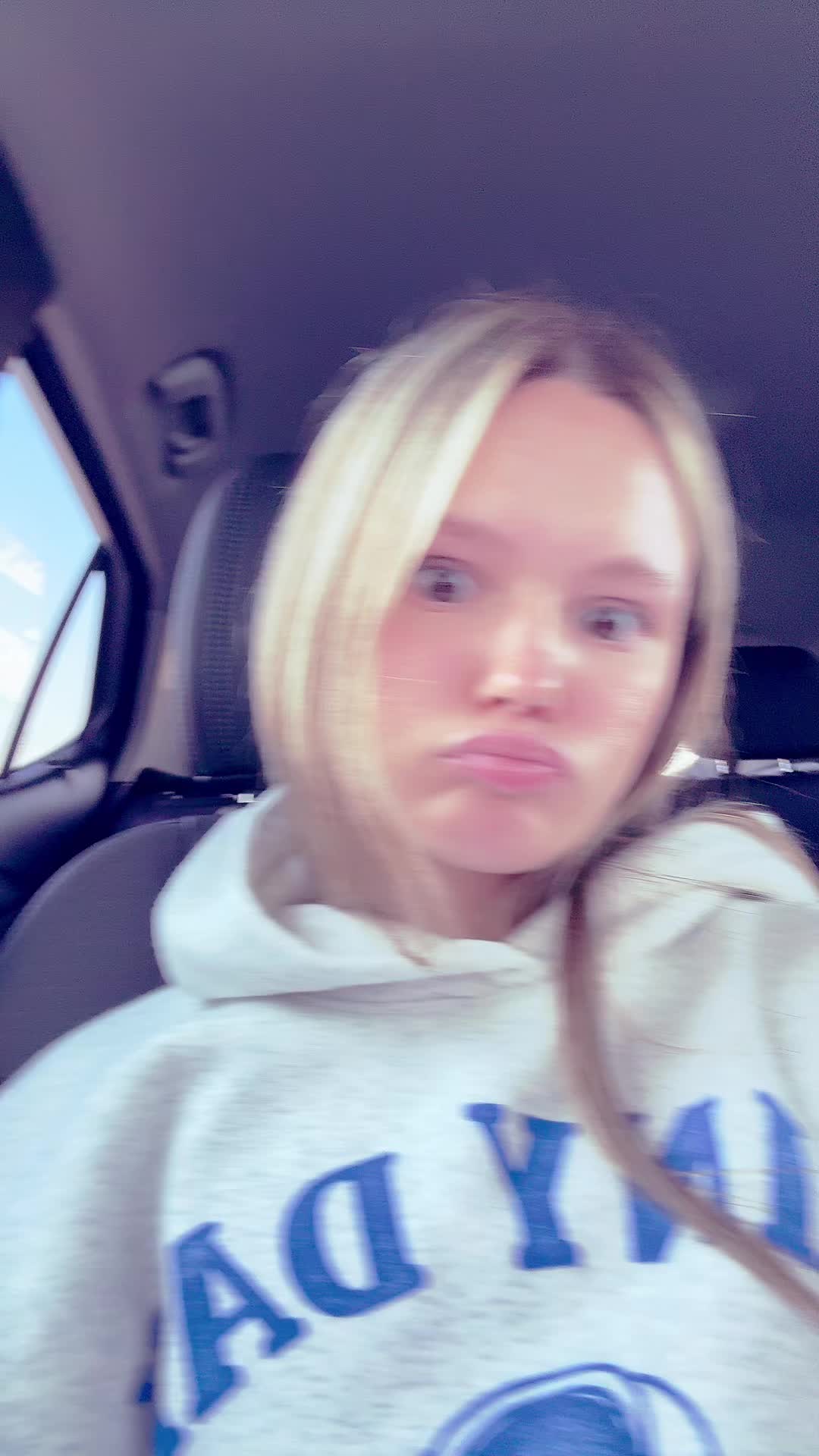 @EMILY!!