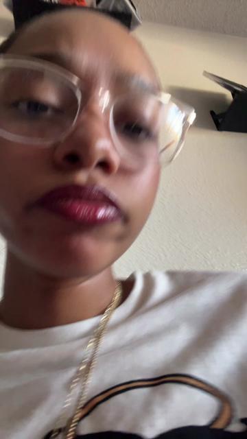 @ebony 𖣂