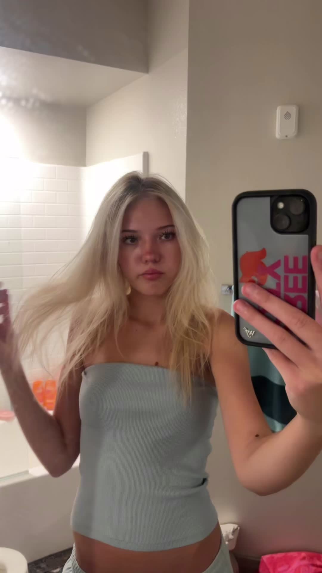 @MK