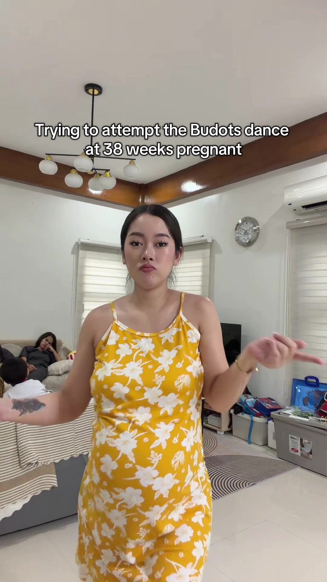 @Momshie Kelie