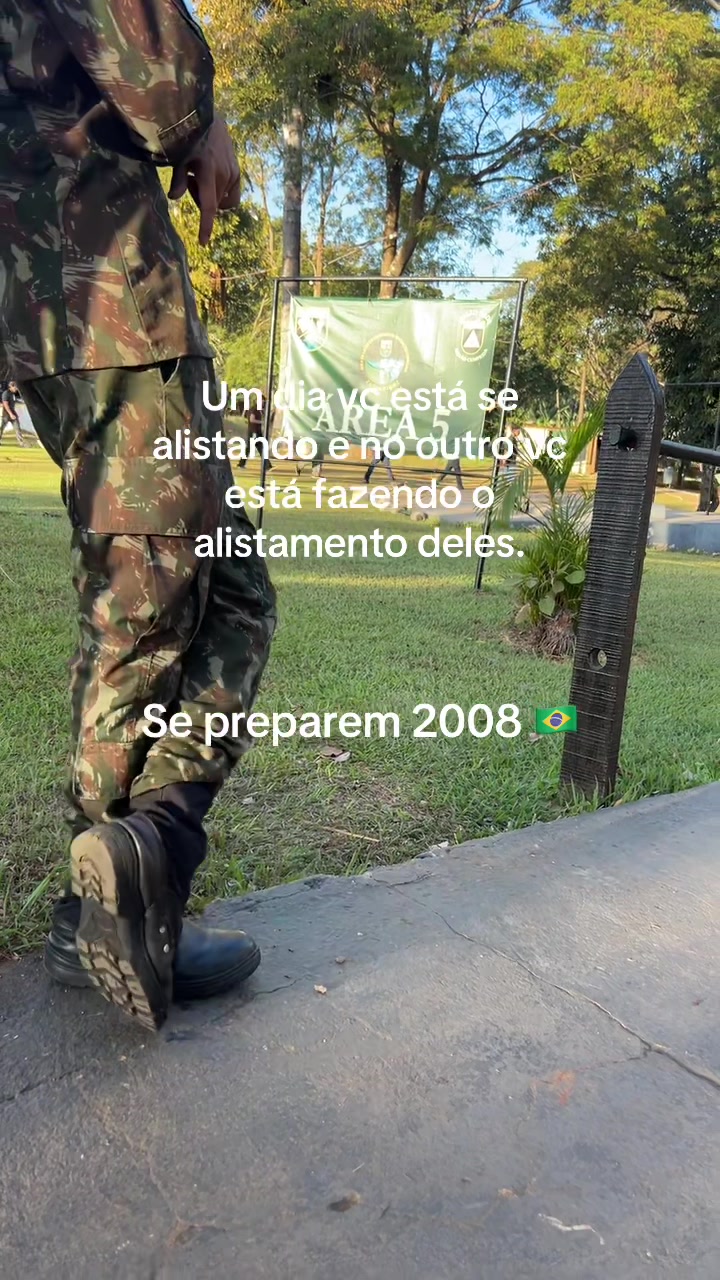 @Um algu&eacute;m a&iacute;