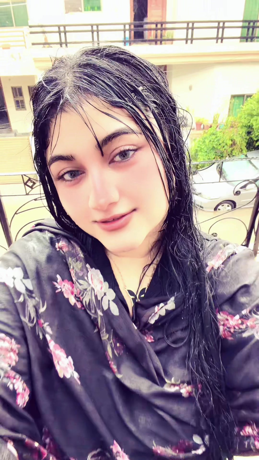 @Arooba