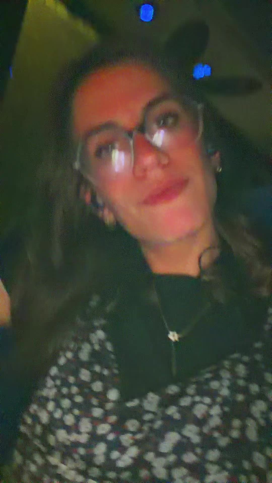 @D A F N A