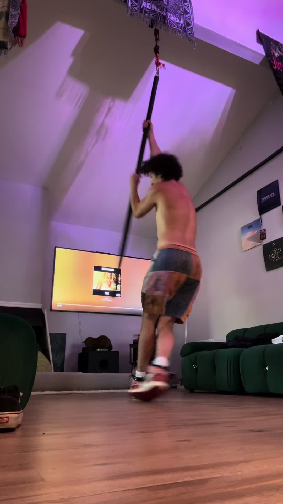 @Van