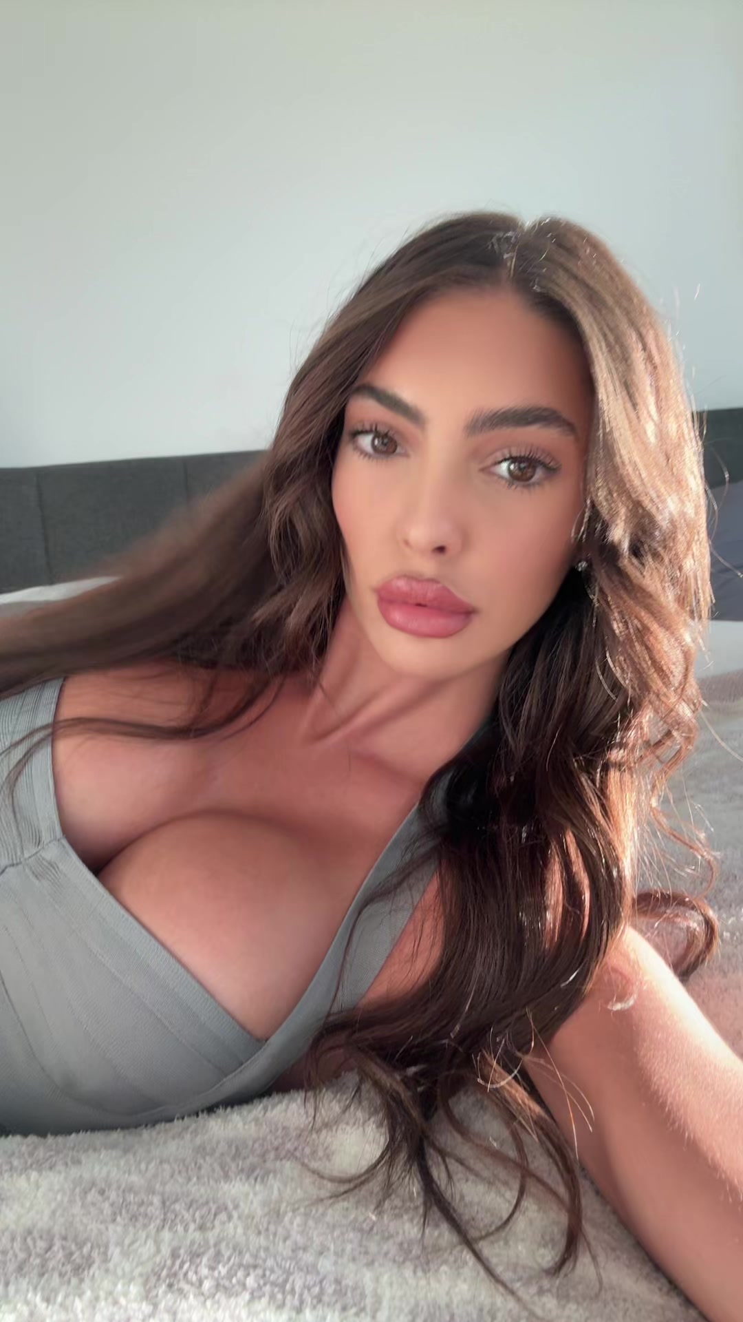 @AV