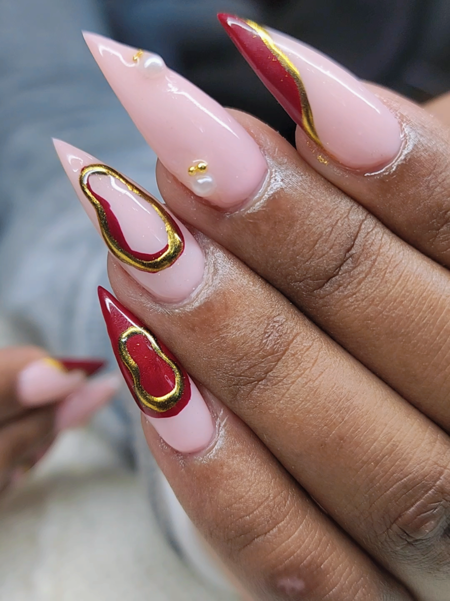 @Elegance Nails & Parlour