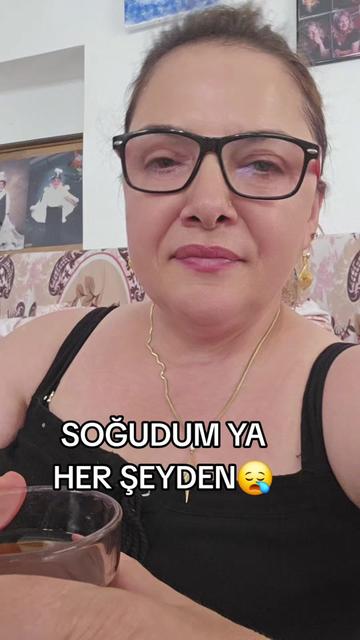 @YOZGATLI SARI GIZ🇹🇷🤘💡