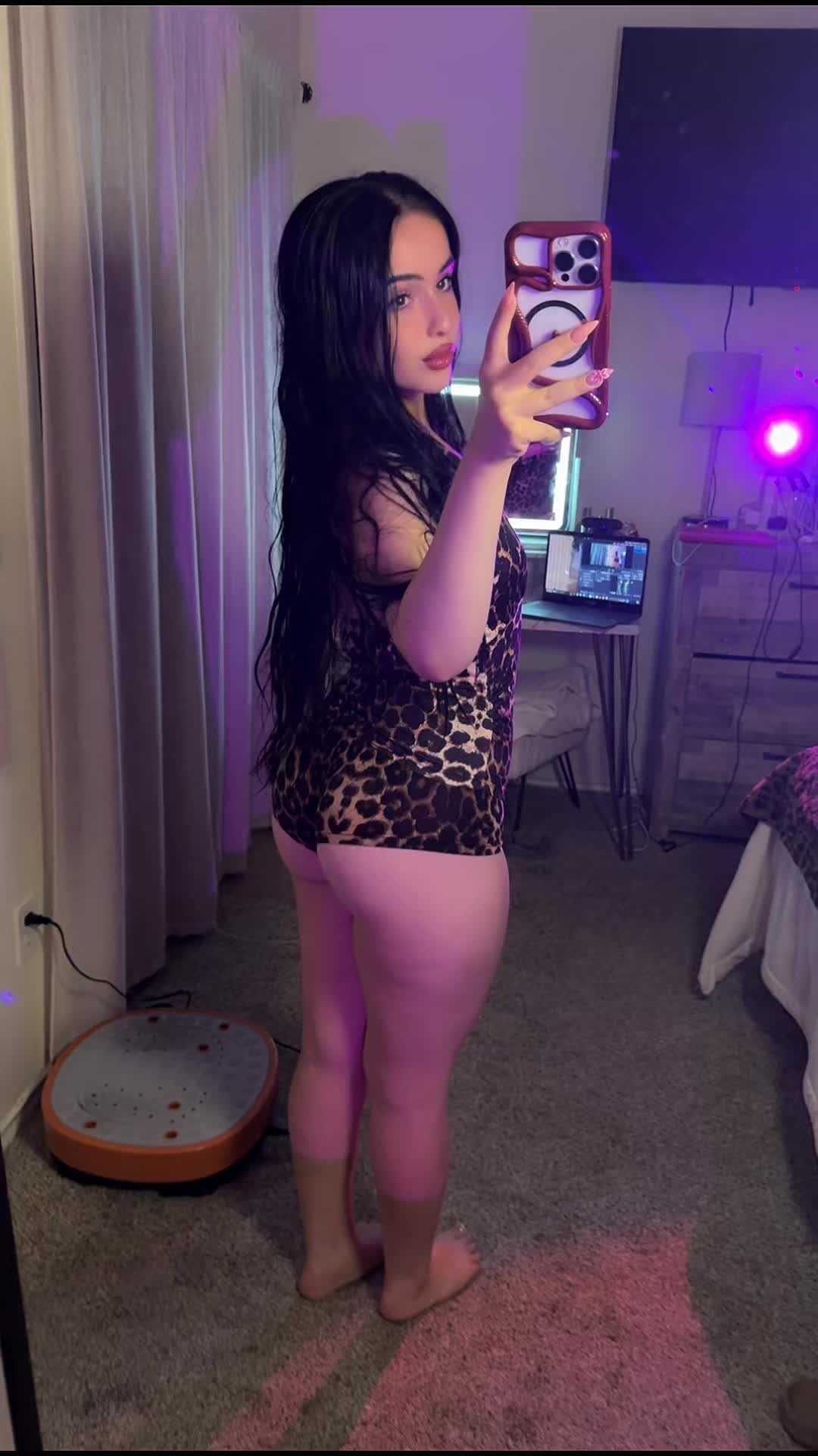 @lililuvsy0u