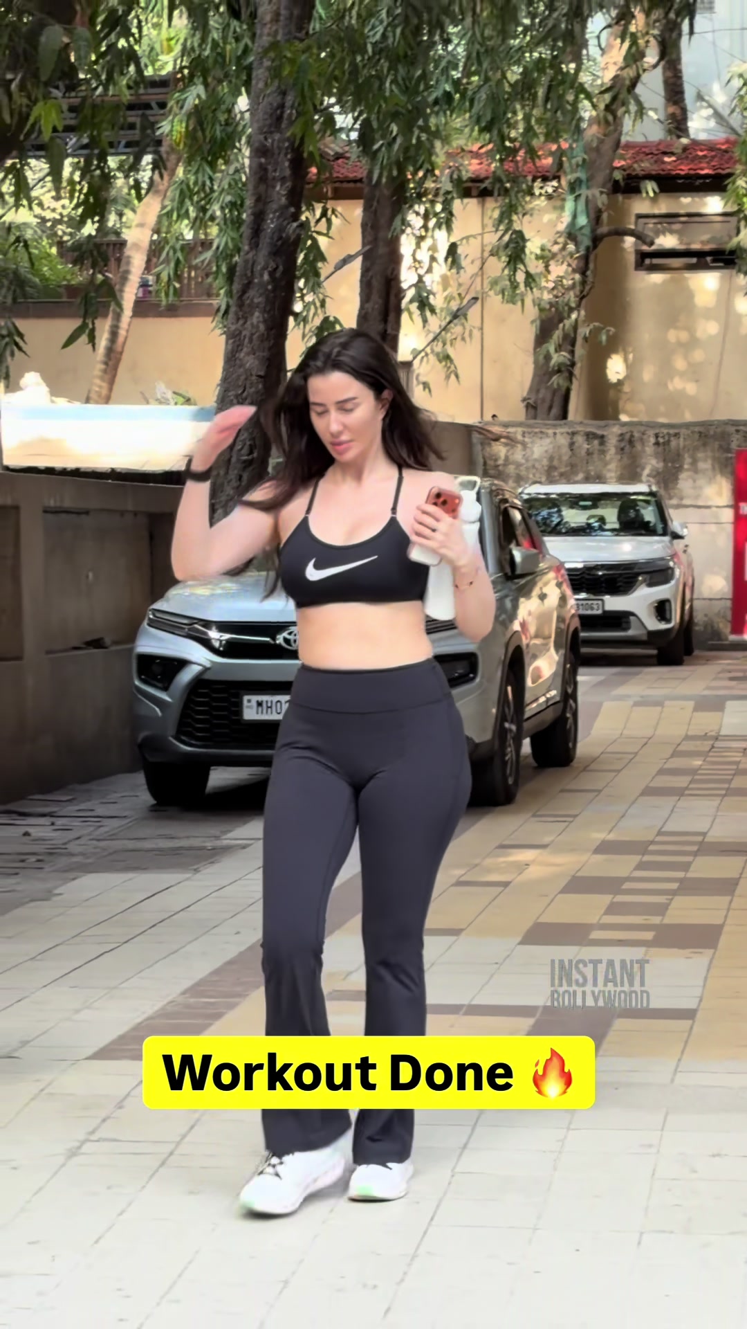 @Instant Bollywood