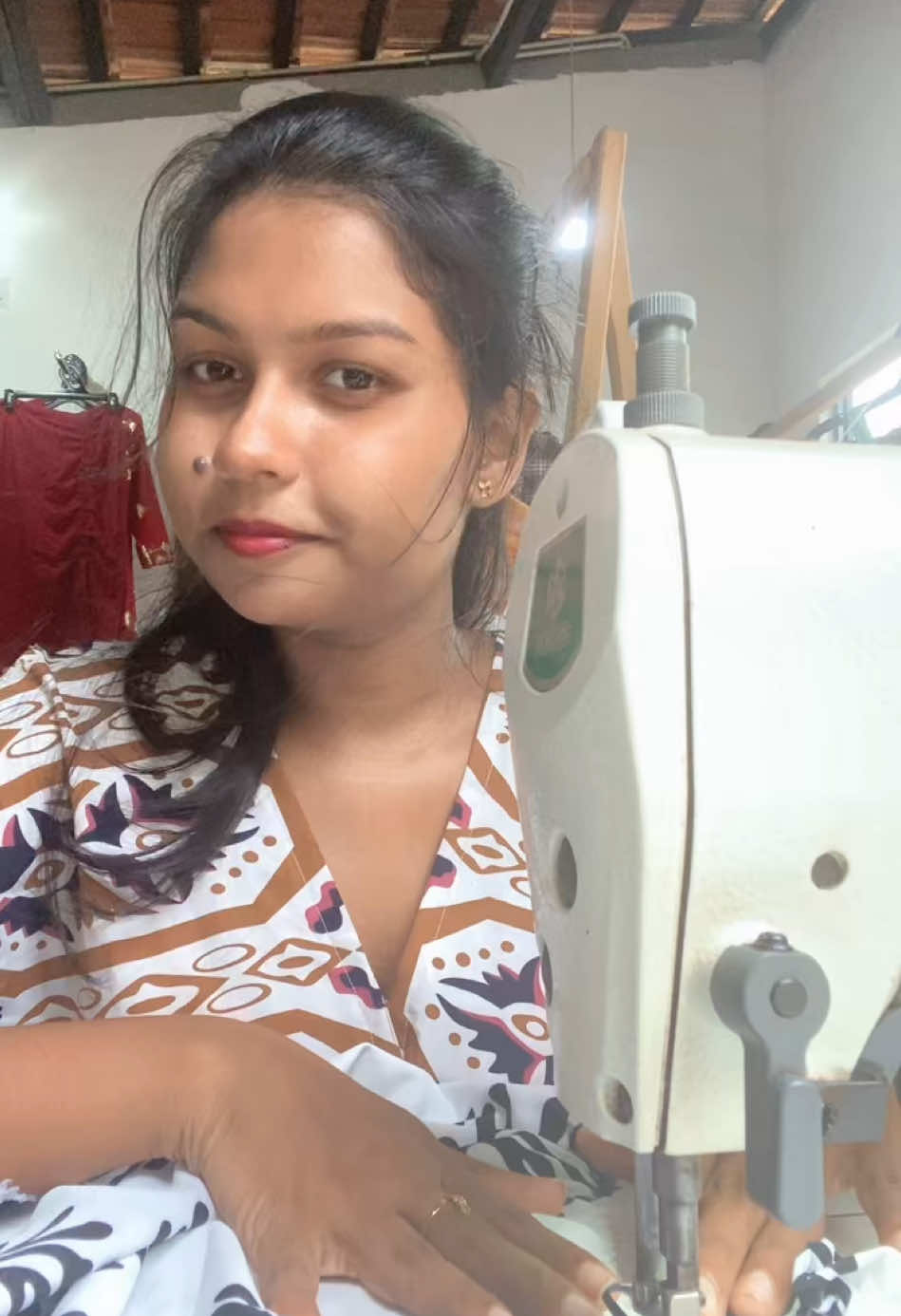 @🦋 චමූ 🦋