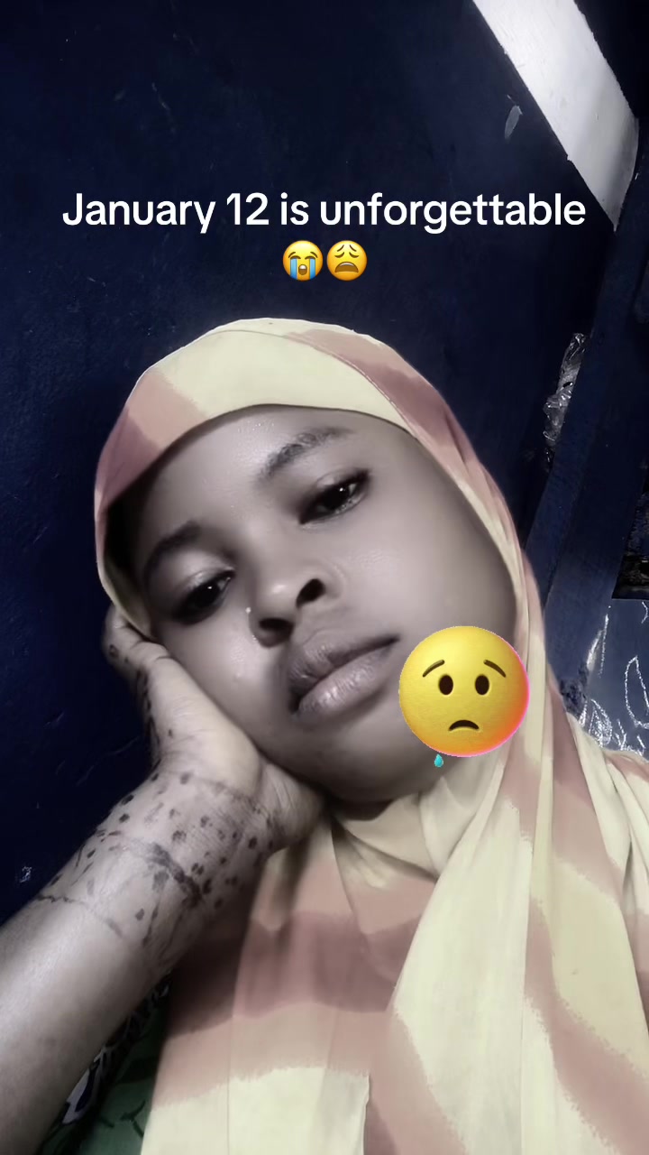 @AMEENAT❤️💋