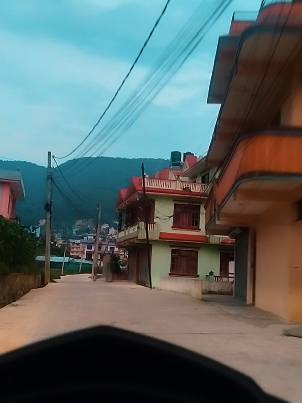 @अधुरो सपनाको धनी