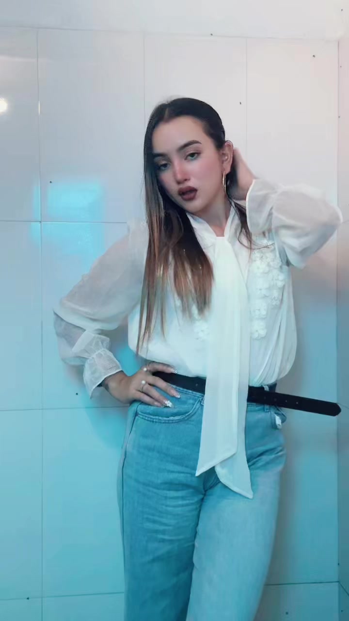 @Ashika karki 💝🧿