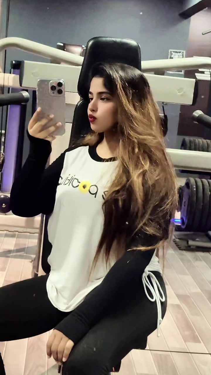 @ReeM Kh@N 🕊️