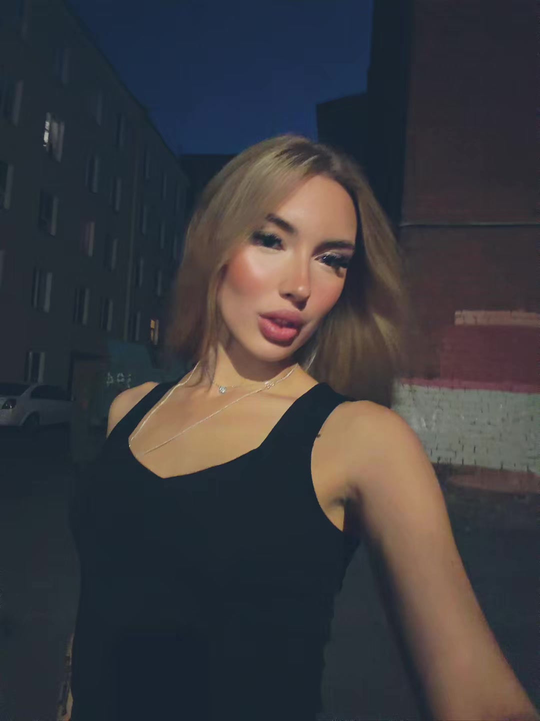 @𝐴𝐿𝐼𝑆𝐴👑