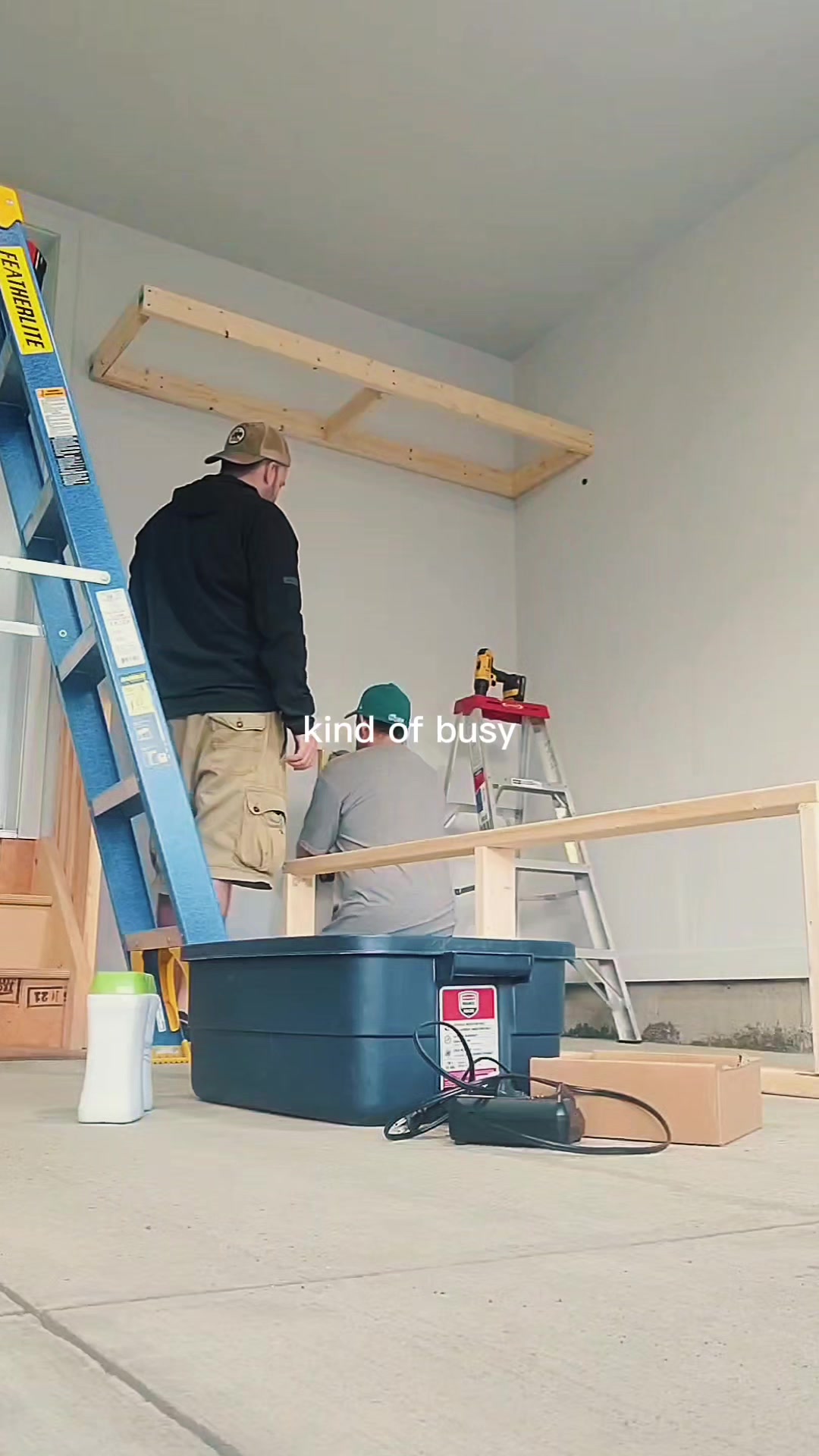 @Chris' Custom Shelves 🇨🇦