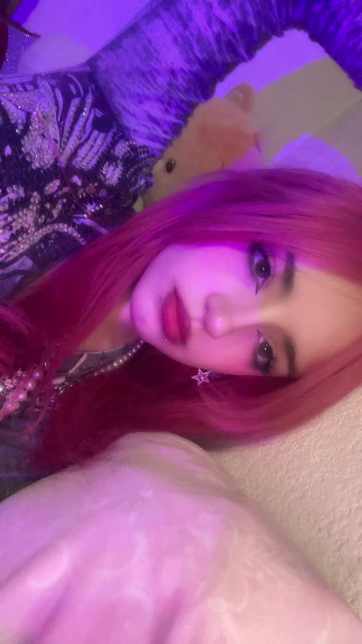 @𝒜𝑛𝑛𝑖𝑒 ໑ৎ ׁ ׅ♡🪽