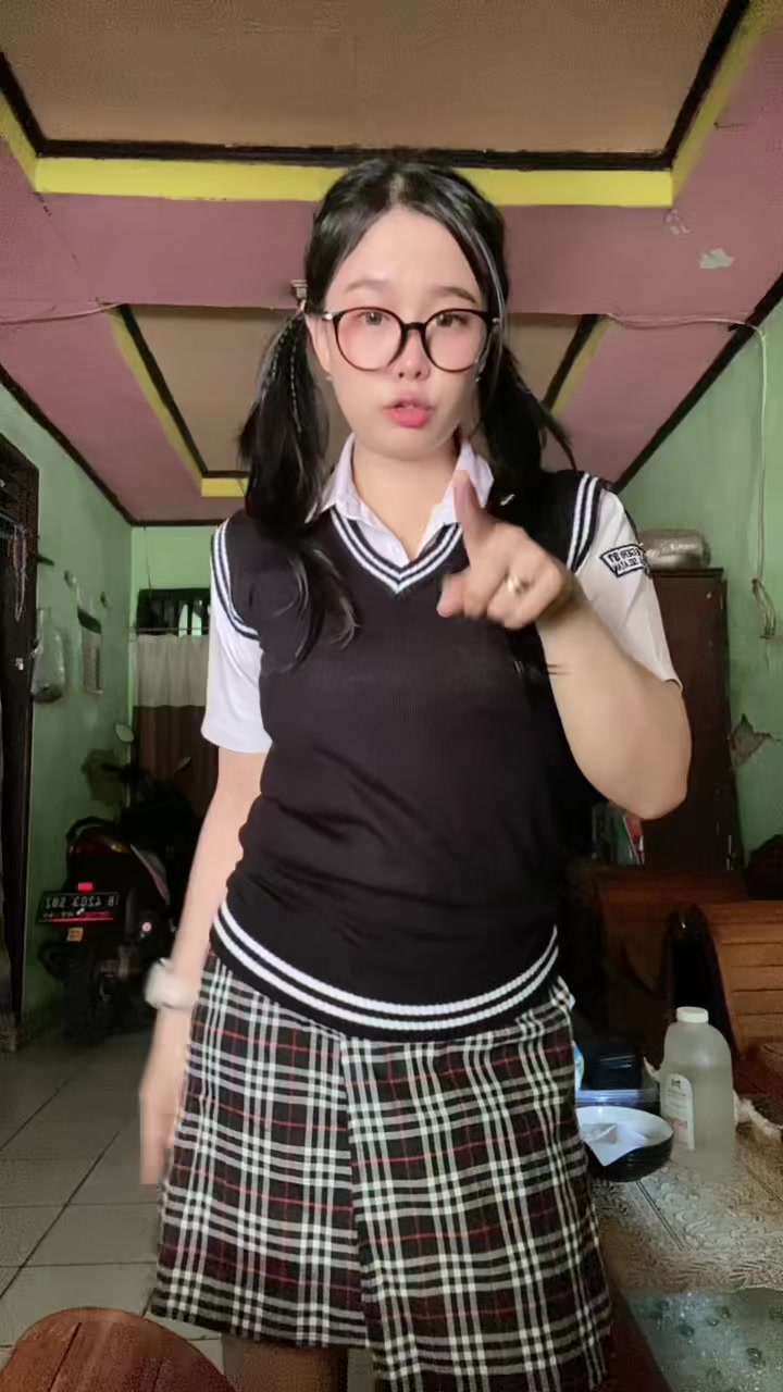 @Lin'Filz