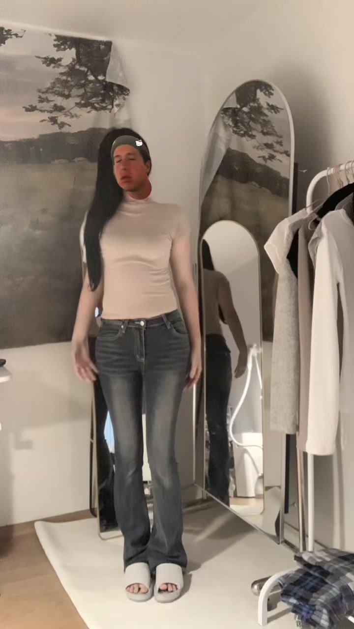 @채연