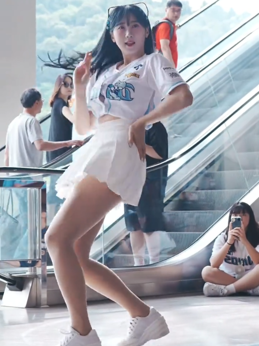 @오늘의연예뉴스