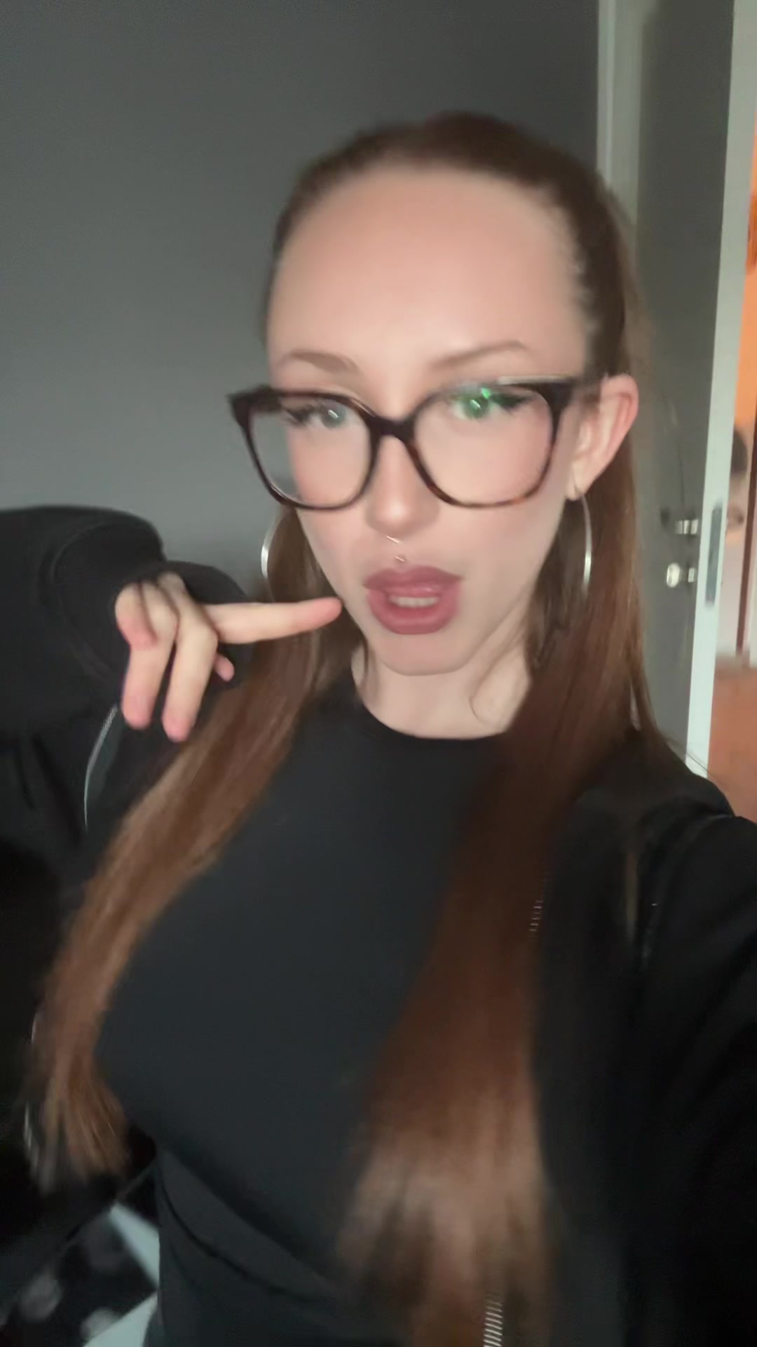 @𝓰