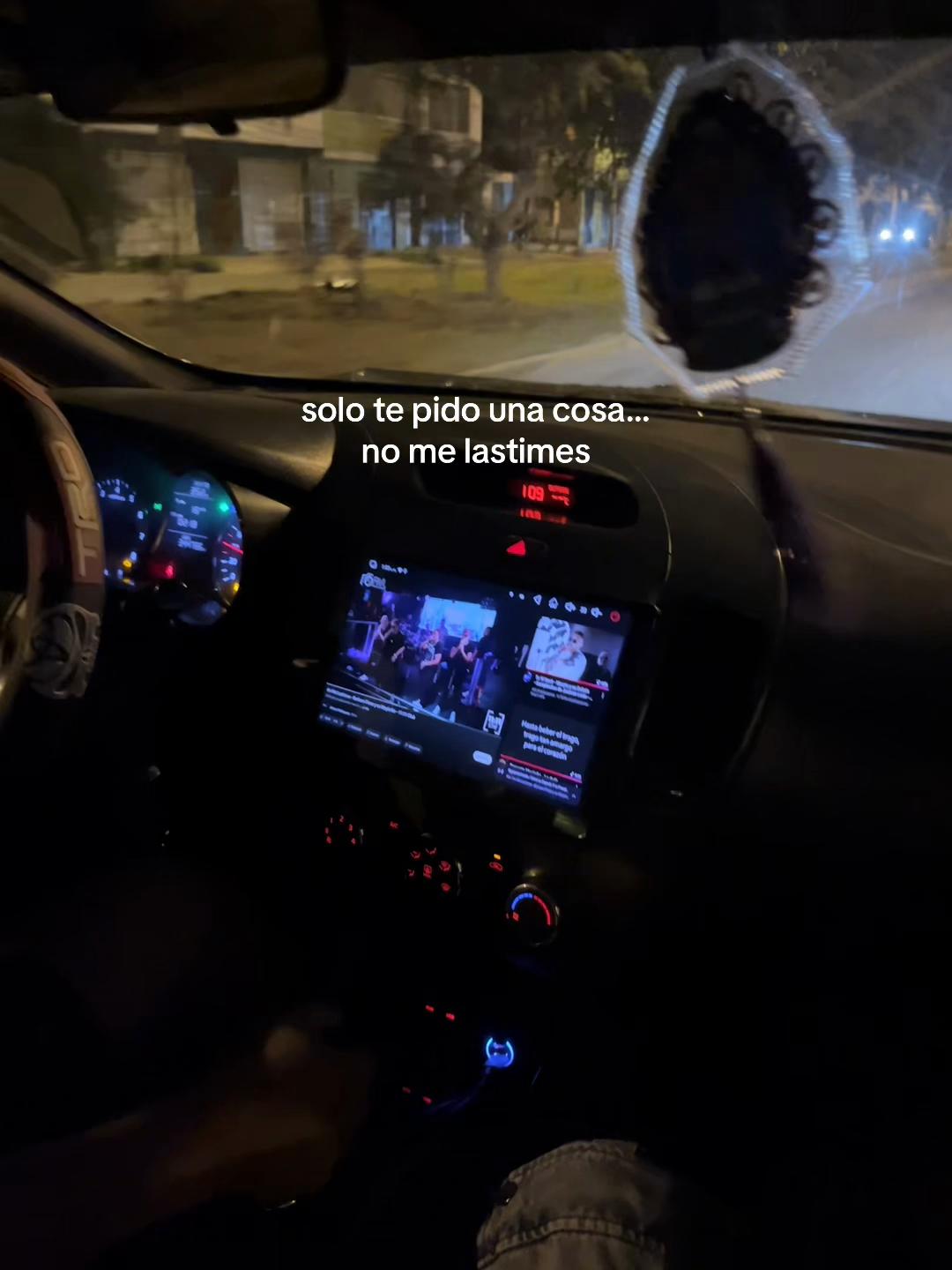 @isabella