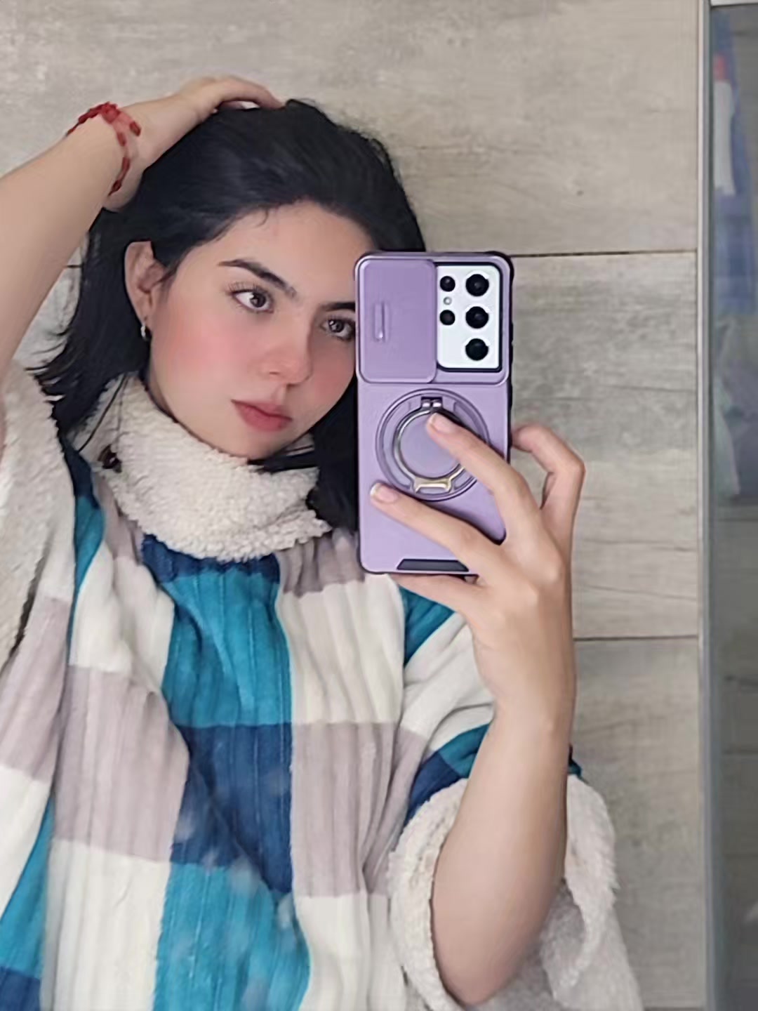 @Ximena Poveda 👻