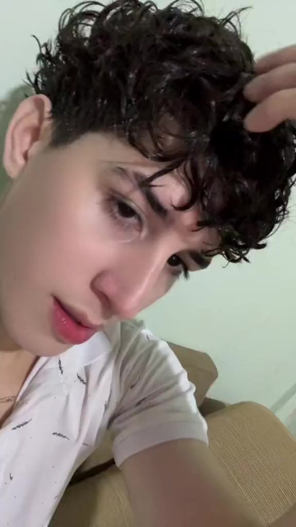@Angel⚡