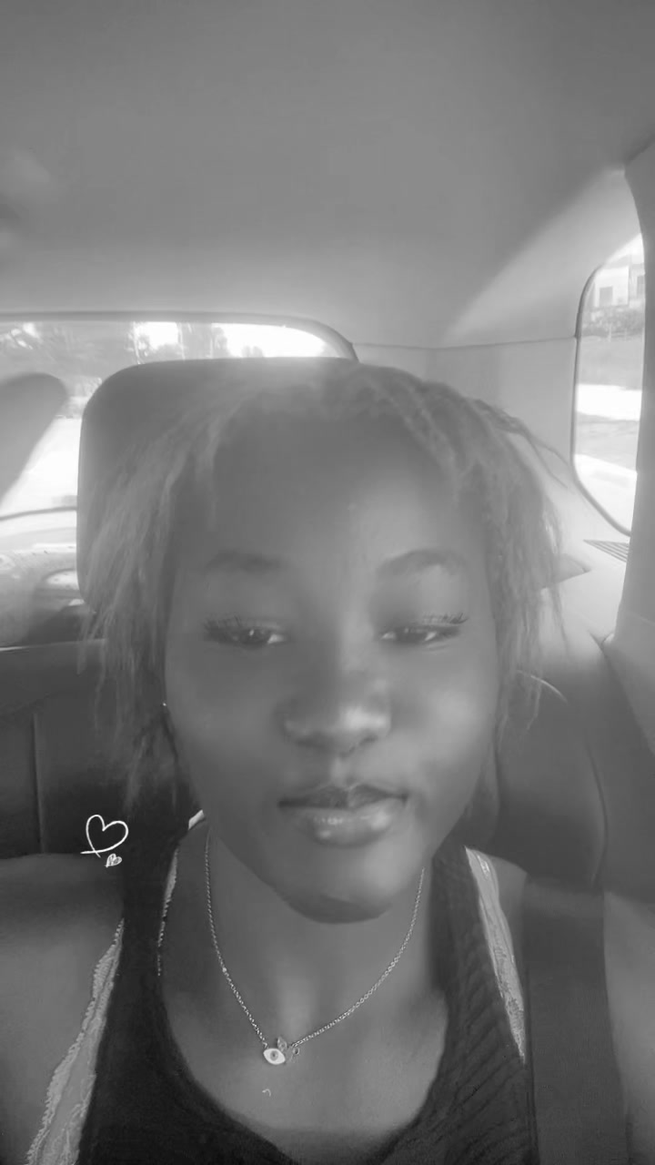 @💋MISS 💍ESTELLA🥰