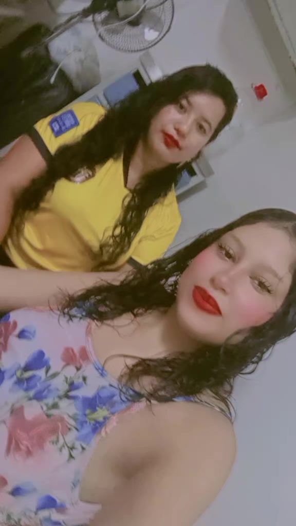 @Mely🦋