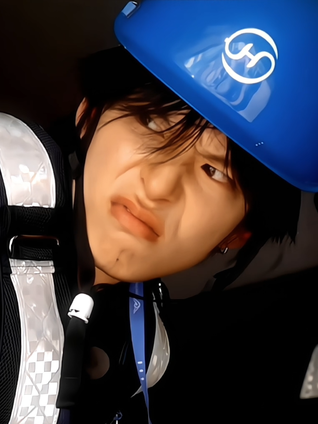 @d