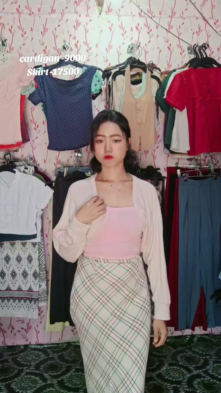 @Shwe  Yee  Fashionshop