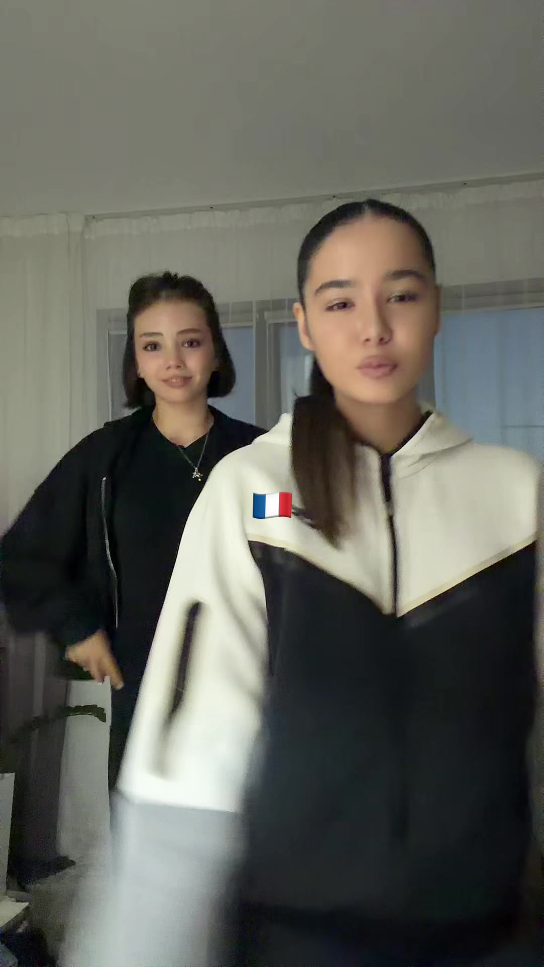 @lu