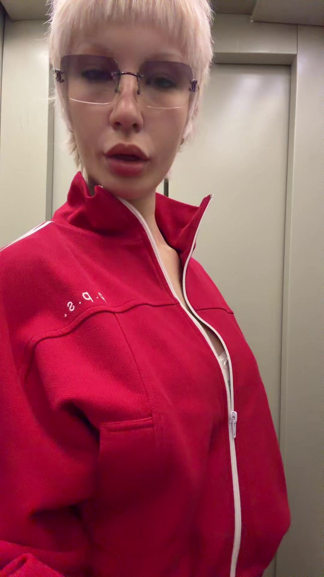 @mariikiira