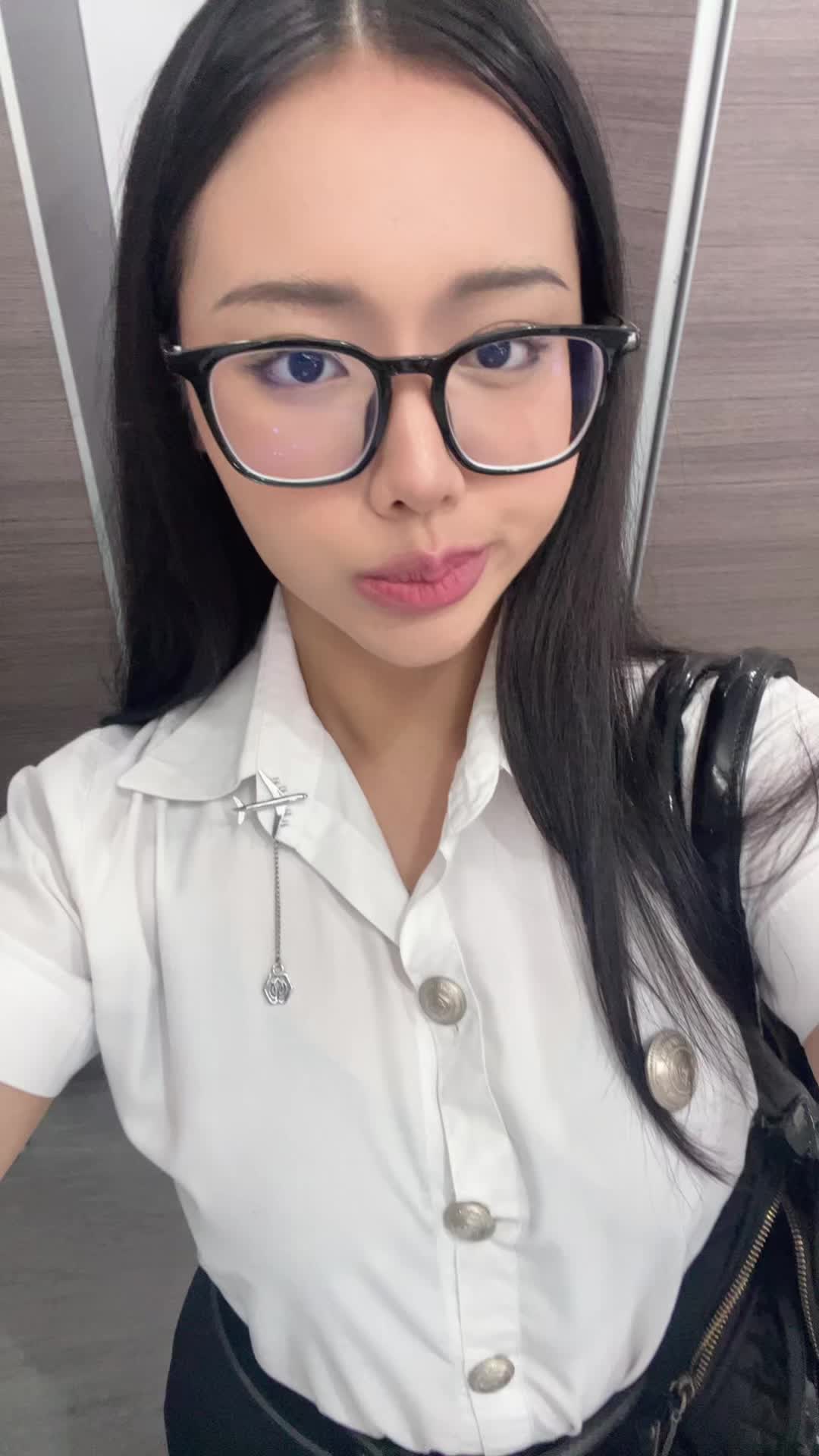 @Bxrtiegurl