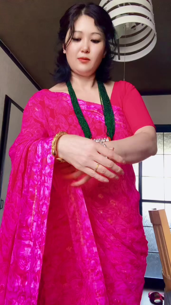 @nneesha4