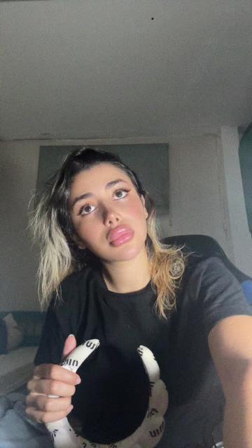 @its_jiji_the_blondiiii