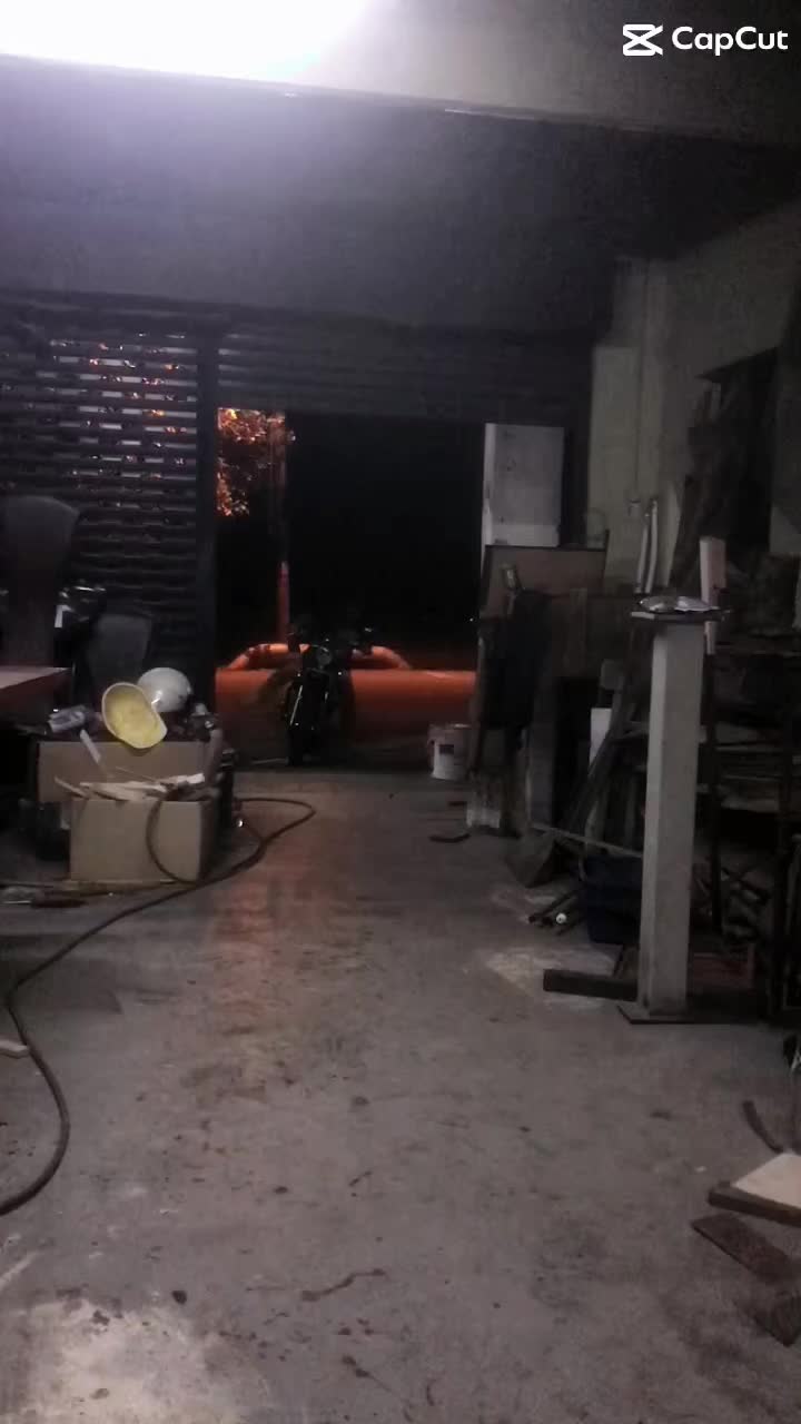 @Awiez Art Garage