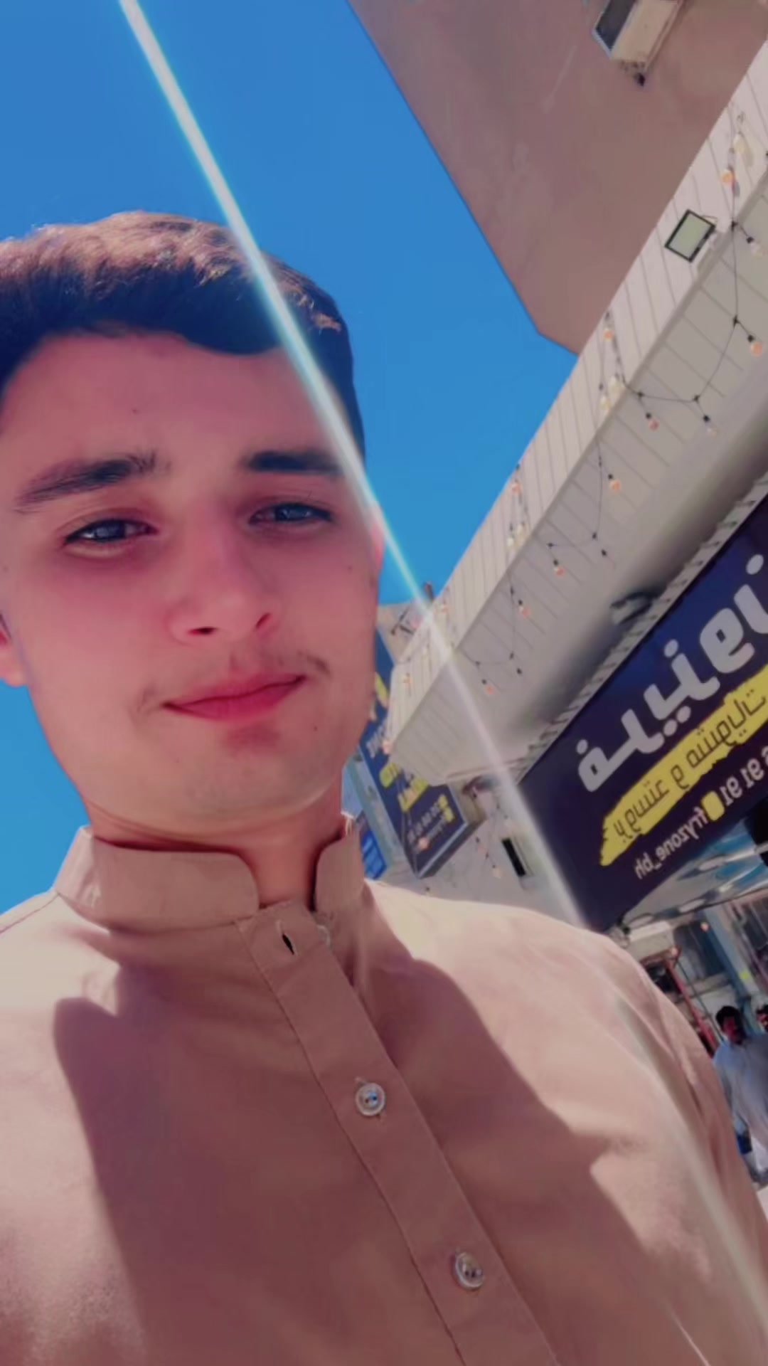 @𝙉𝙤𝙈𝙞🇵🇰