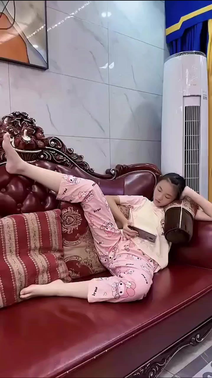@💎 🔱⋟hiền⋞🔱小賢賢࿐🔱