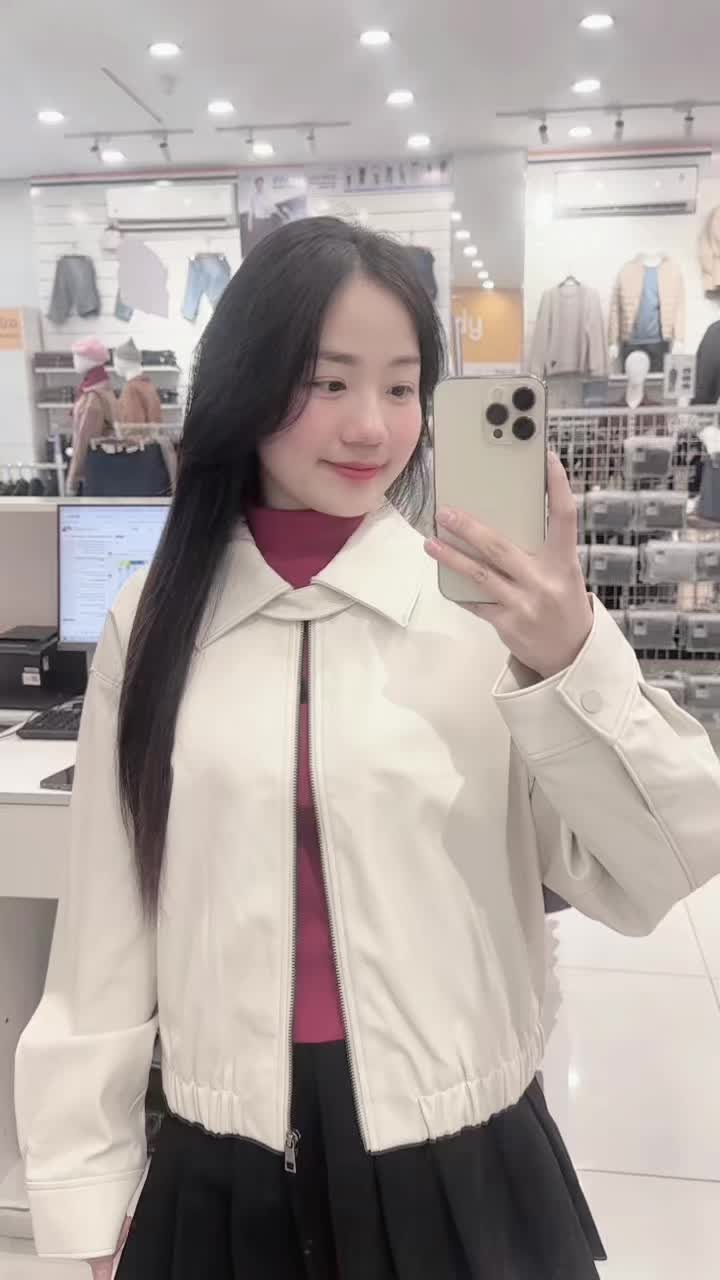 @B&eacute;m&iacute;tướt 🤍