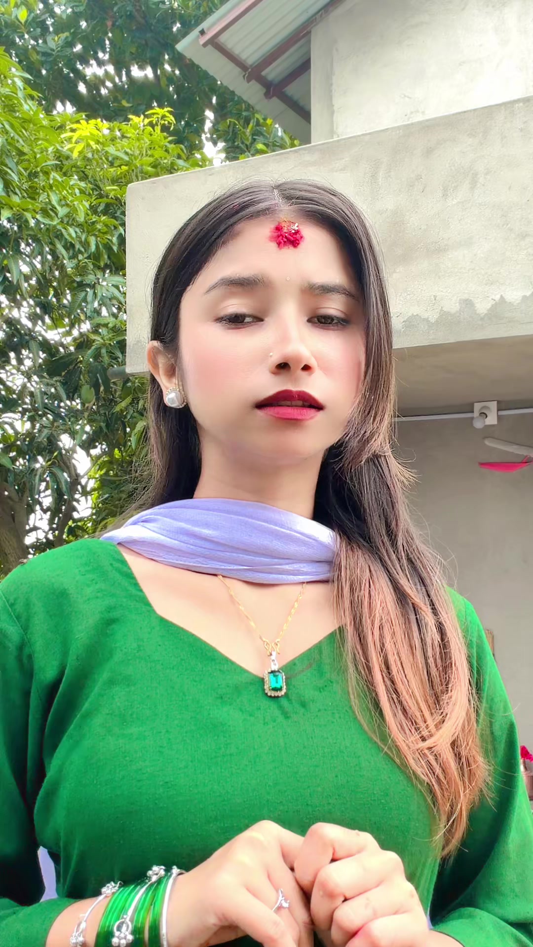 @anishaoli