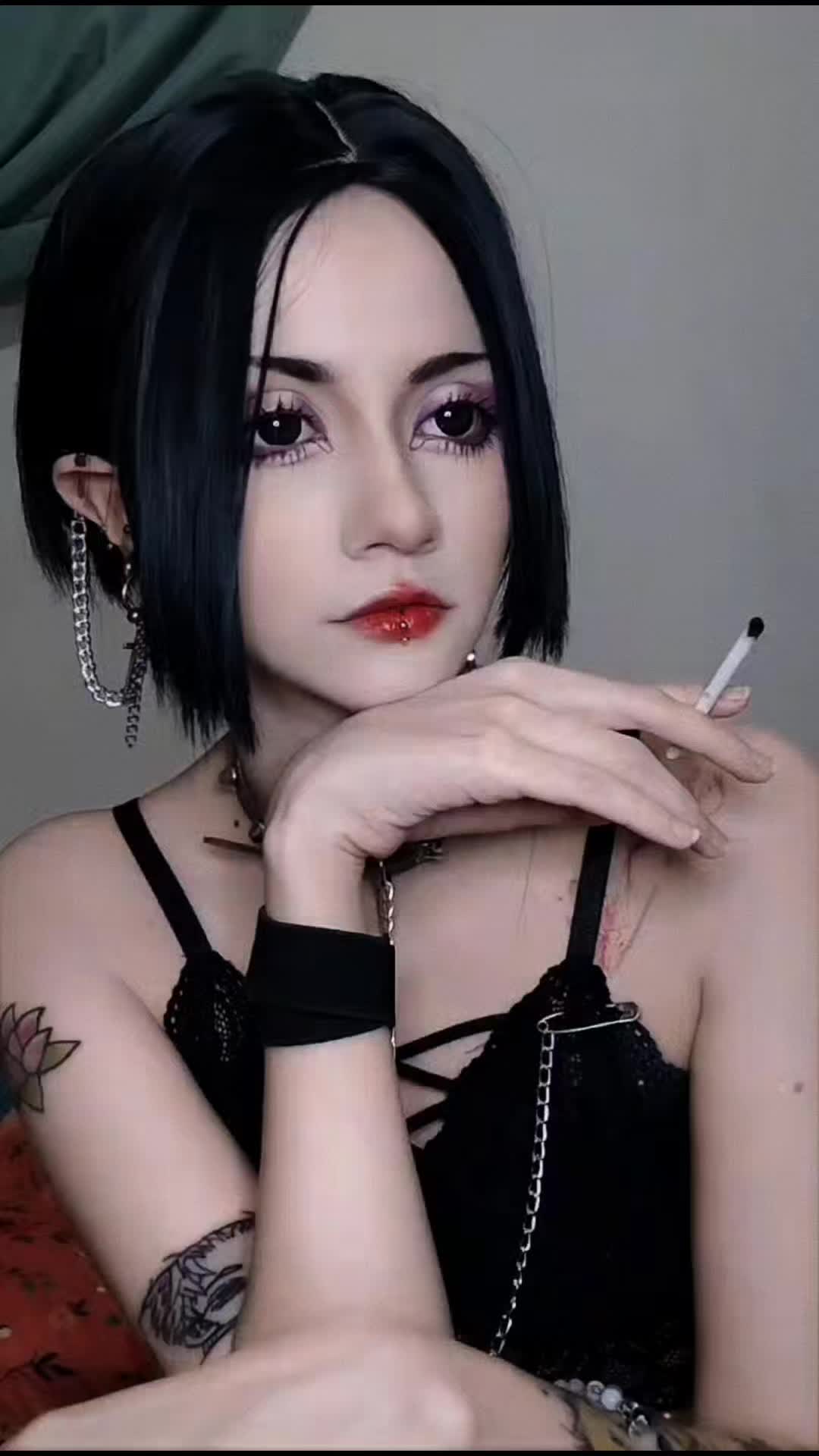 @Hina