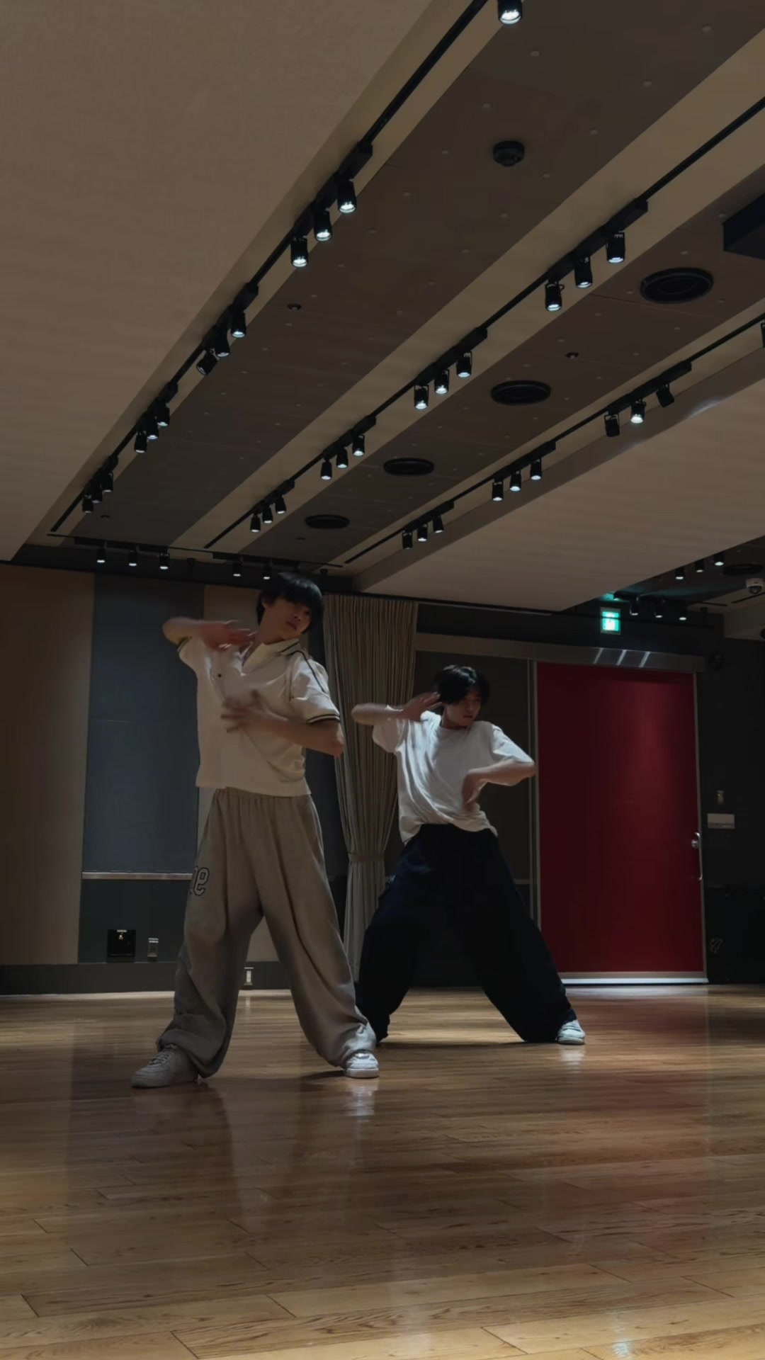 @三村航輝