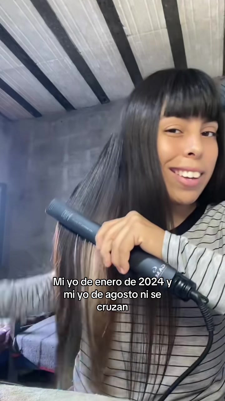 @melanytevezz