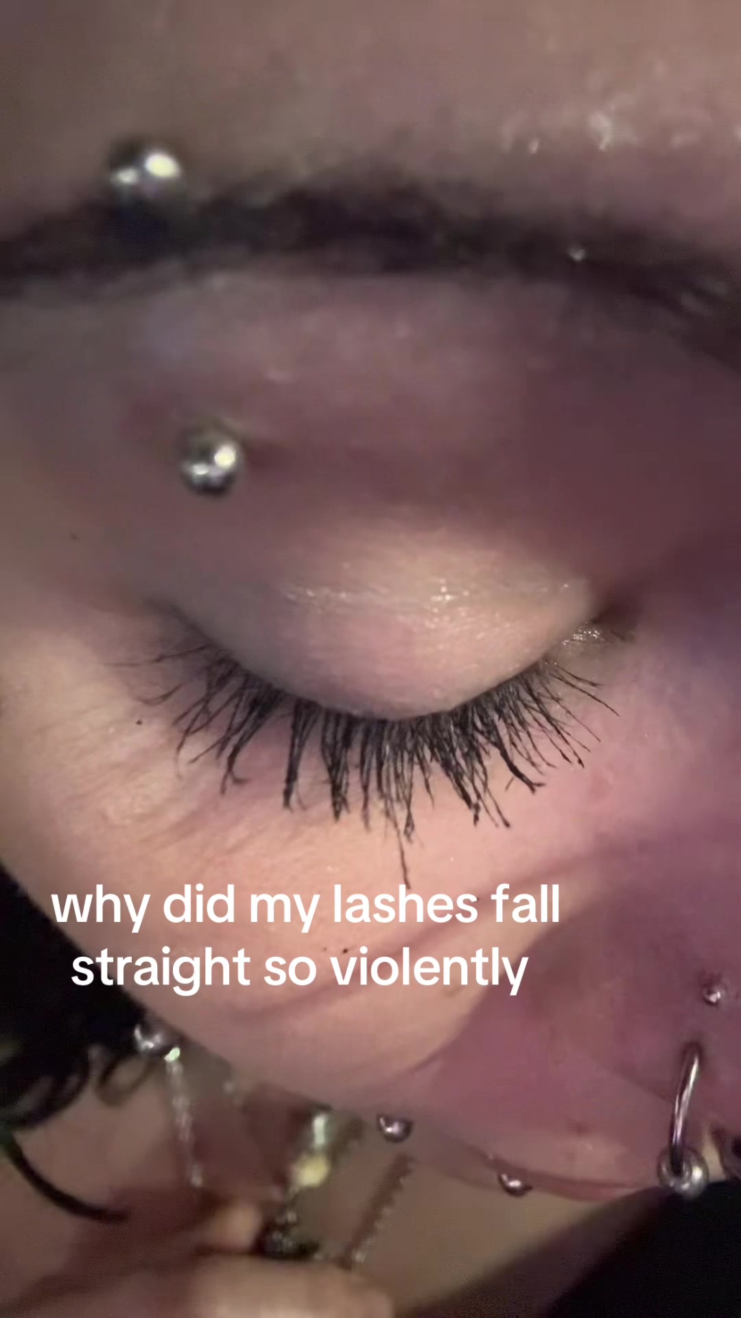 @miss.porcelain_