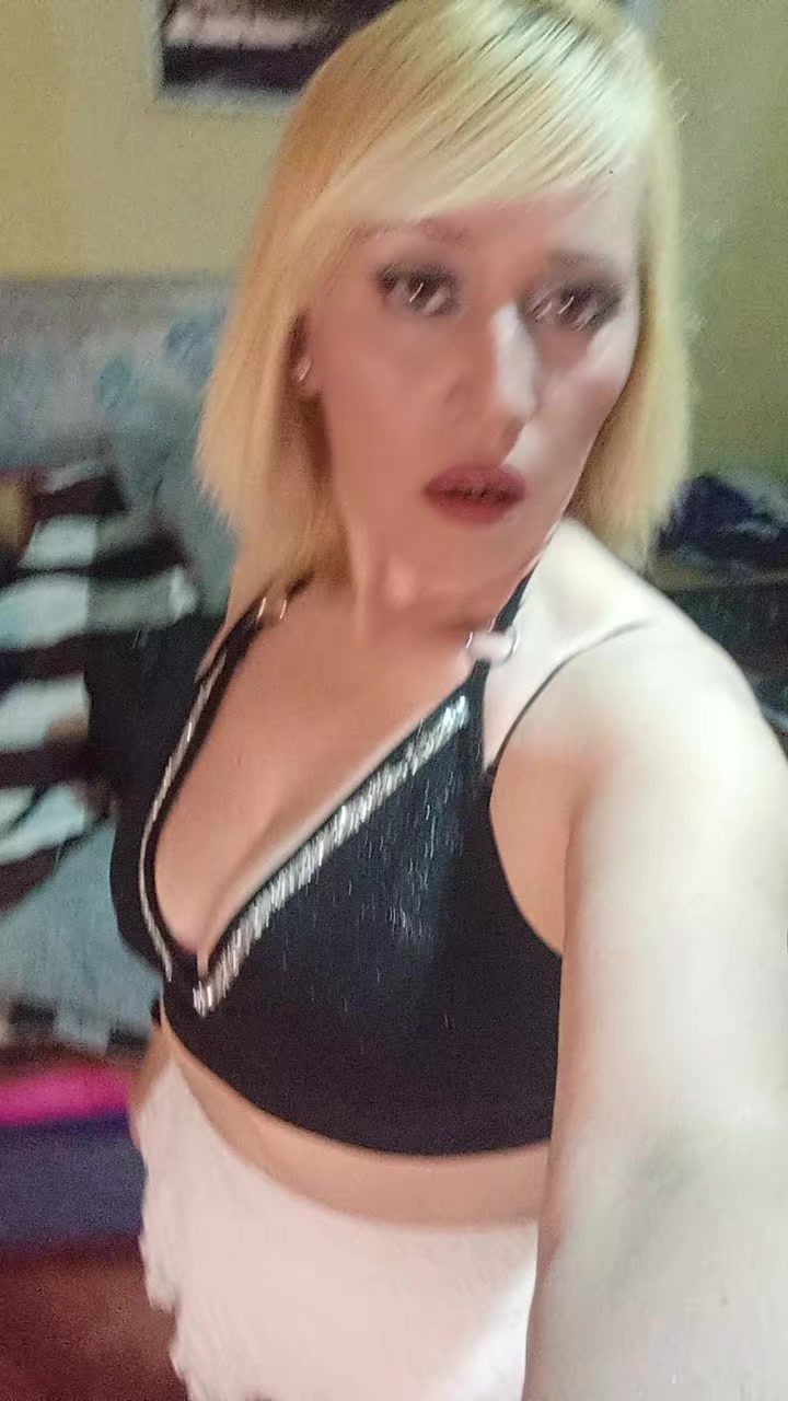@Stella Cortez