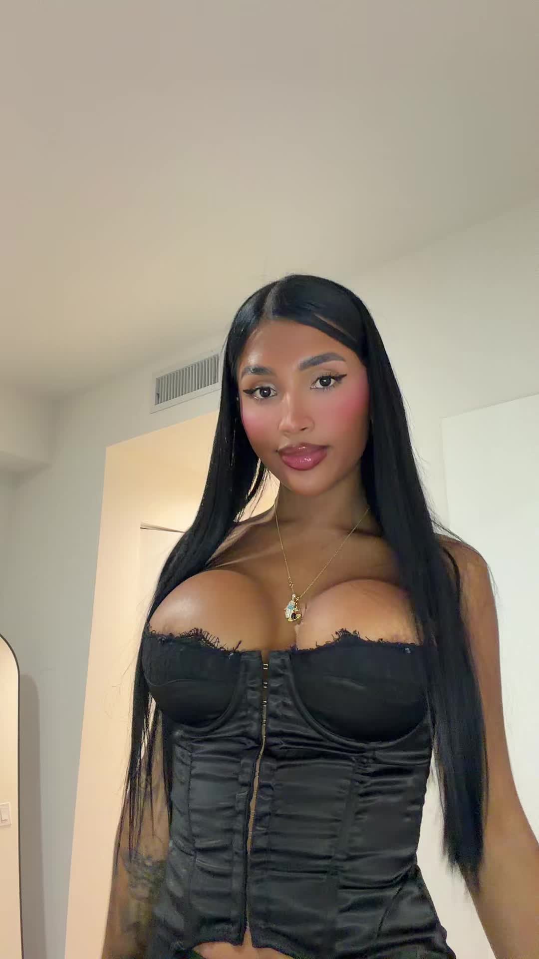 @Eli✨🦂