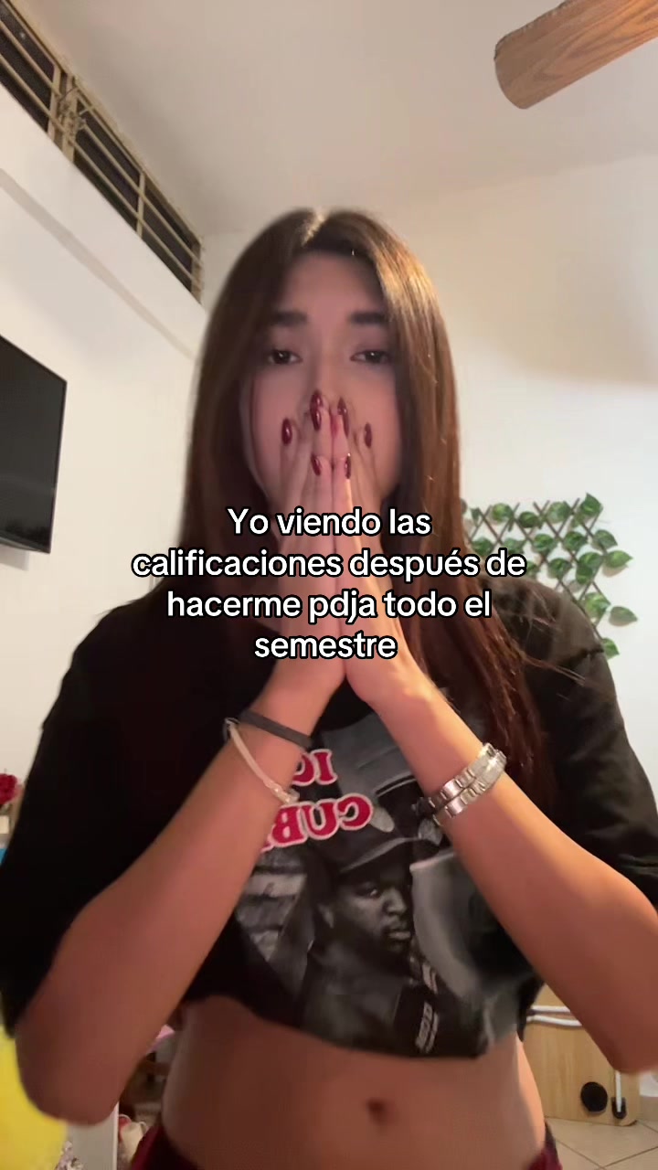 @Perlita🌙
