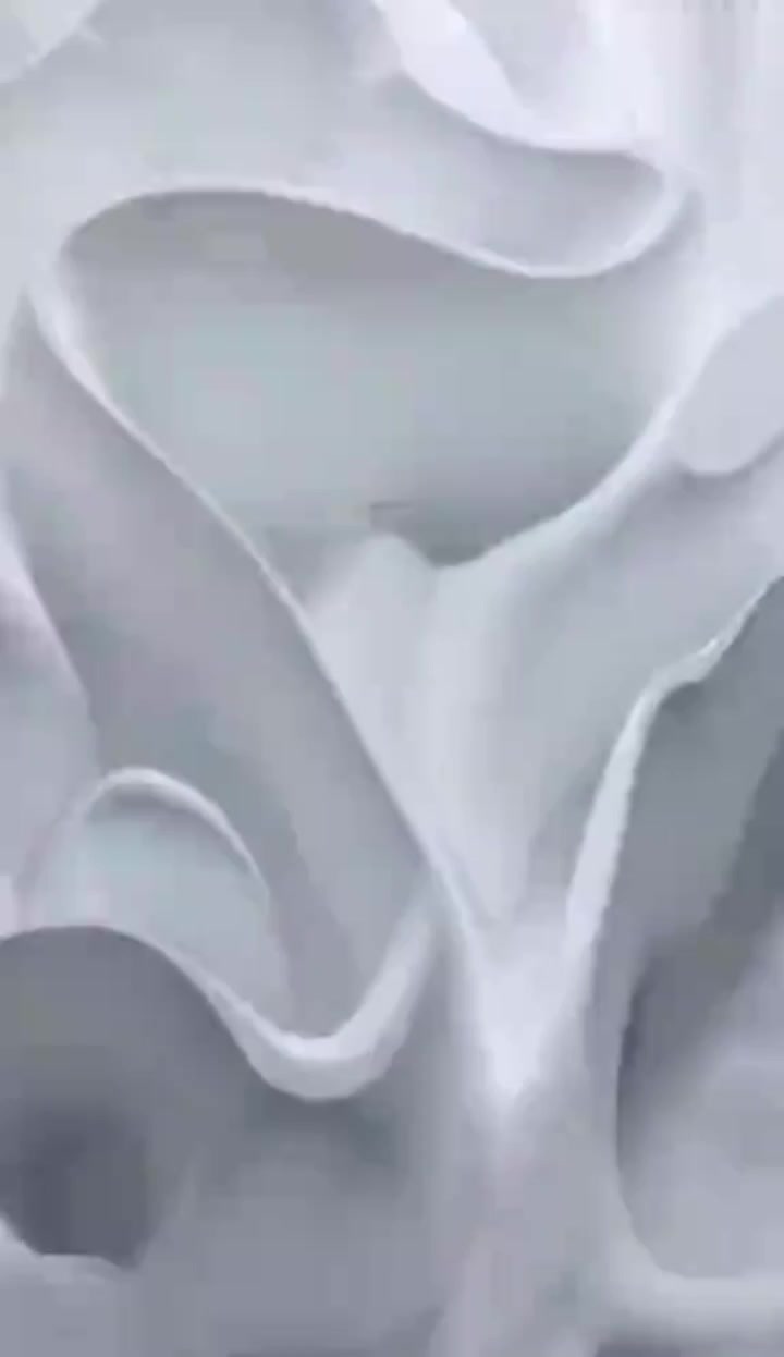 @🙂